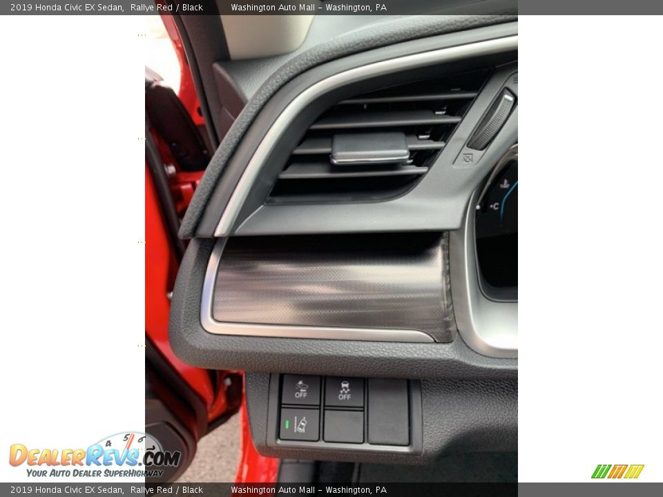 Controls of 2019 Honda Civic EX Sedan Photo #12