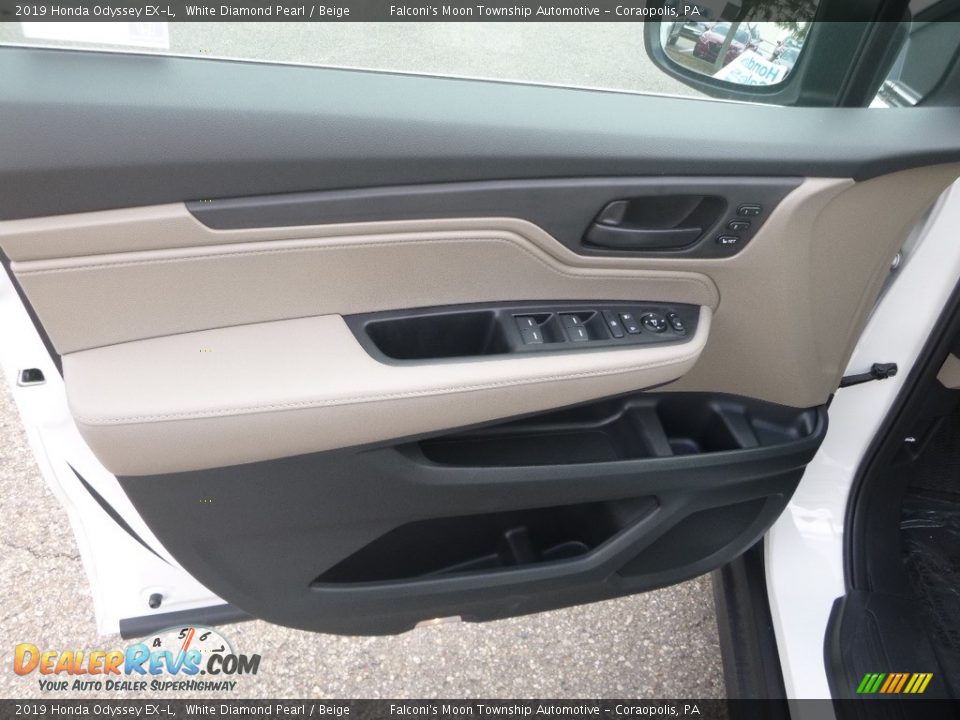 2019 Honda Odyssey EX-L White Diamond Pearl / Beige Photo #11