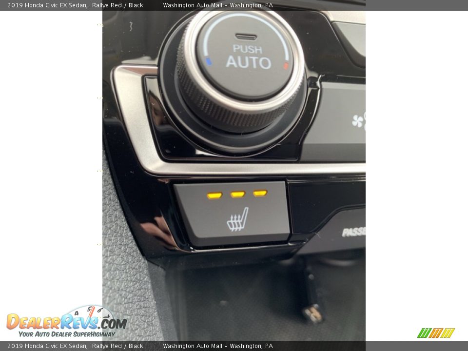 Controls of 2019 Honda Civic EX Sedan Photo #36