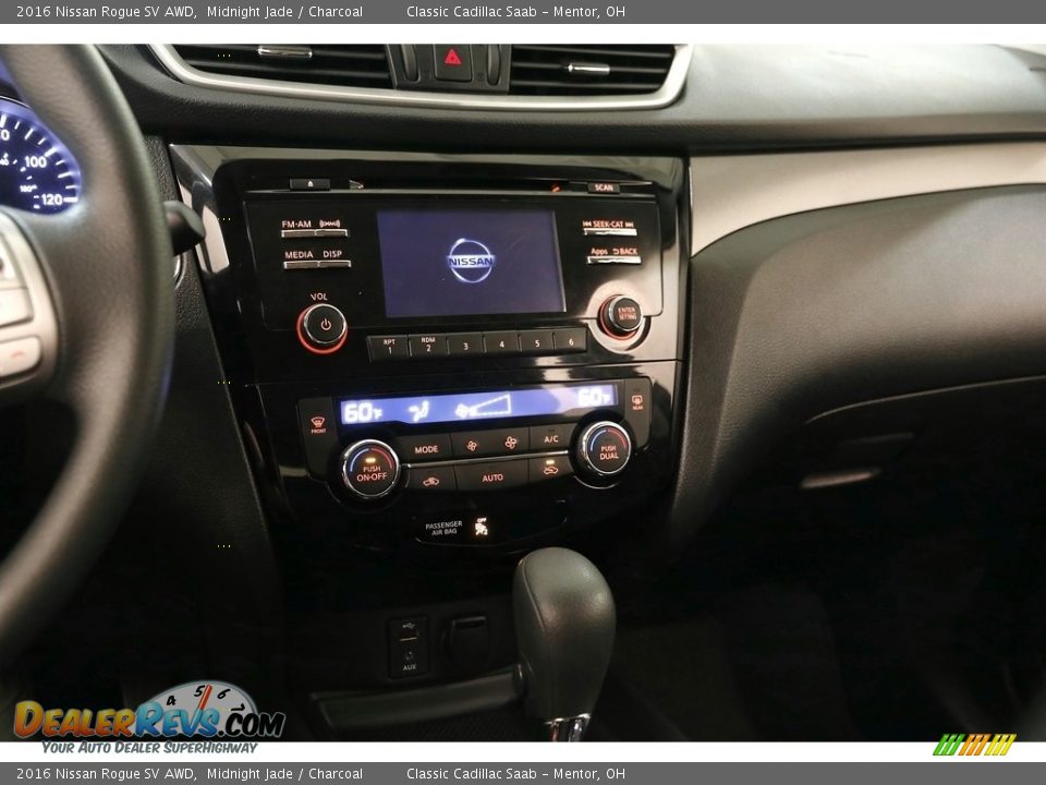2016 Nissan Rogue SV AWD Midnight Jade / Charcoal Photo #10
