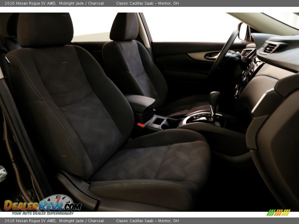 2016 Nissan Rogue SV AWD Midnight Jade / Charcoal Photo #15