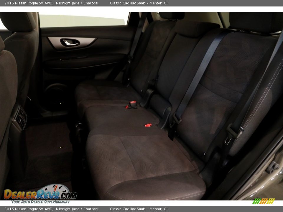 2016 Nissan Rogue SV AWD Midnight Jade / Charcoal Photo #17