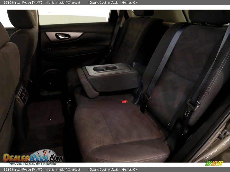 2016 Nissan Rogue SV AWD Midnight Jade / Charcoal Photo #18