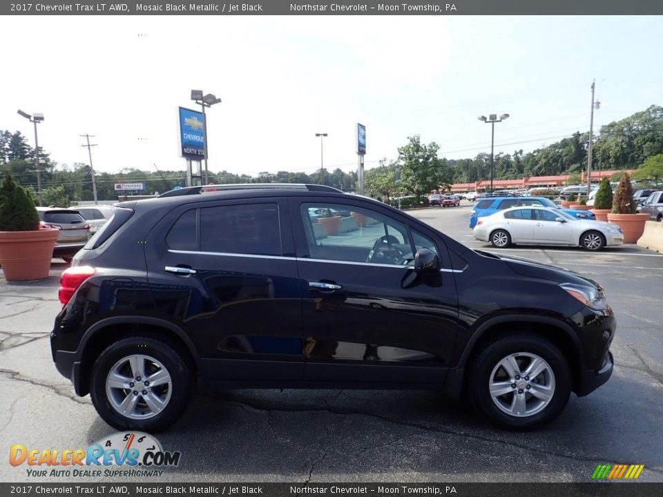 2017 Chevrolet Trax LT AWD Mosaic Black Metallic / Jet Black Photo #10