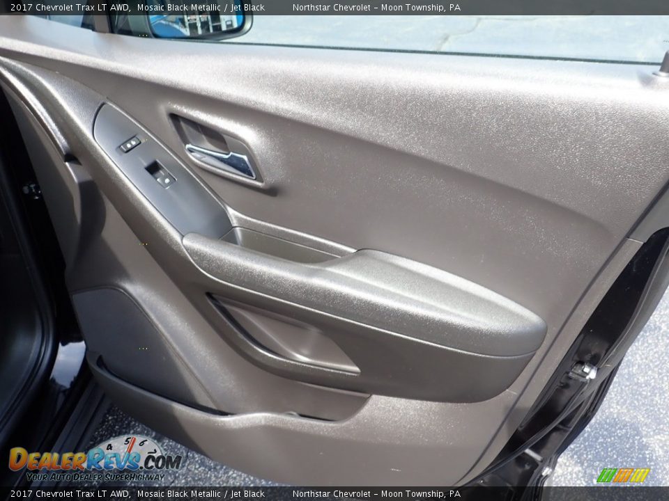 2017 Chevrolet Trax LT AWD Mosaic Black Metallic / Jet Black Photo #18