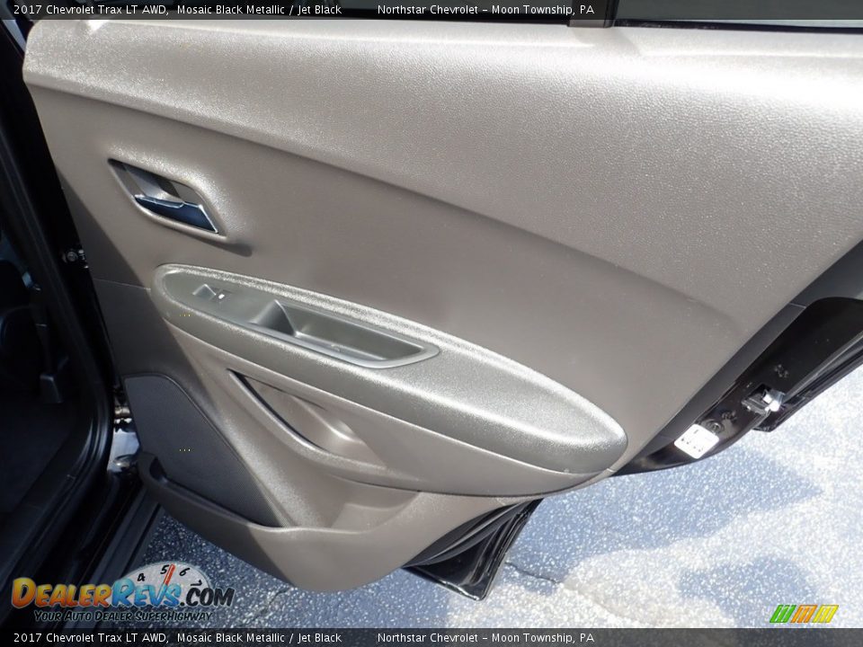 2017 Chevrolet Trax LT AWD Mosaic Black Metallic / Jet Black Photo #20