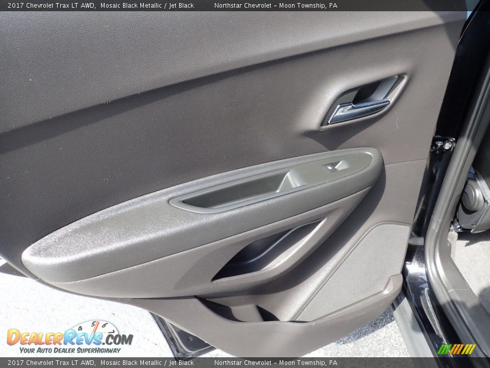 2017 Chevrolet Trax LT AWD Mosaic Black Metallic / Jet Black Photo #24
