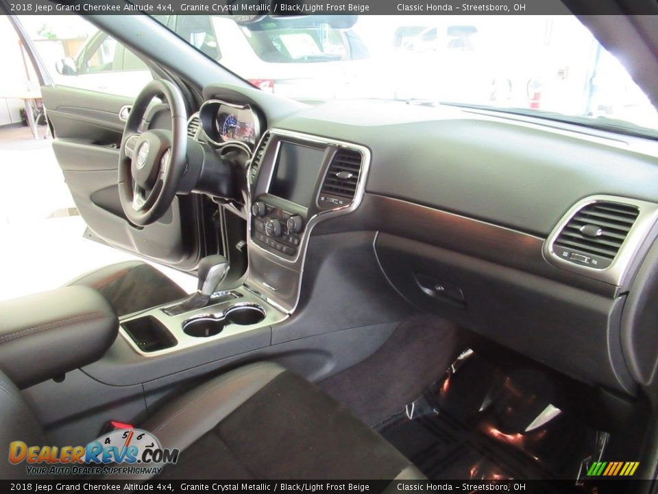 2018 Jeep Grand Cherokee Altitude 4x4 Granite Crystal Metallic / Black/Light Frost Beige Photo #15