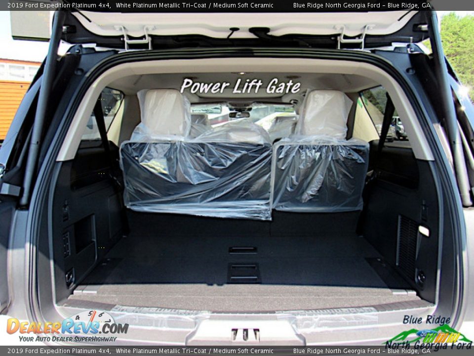 2019 Ford Expedition Platinum 4x4 White Platinum Metallic Tri-Coat / Medium Soft Ceramic Photo #14