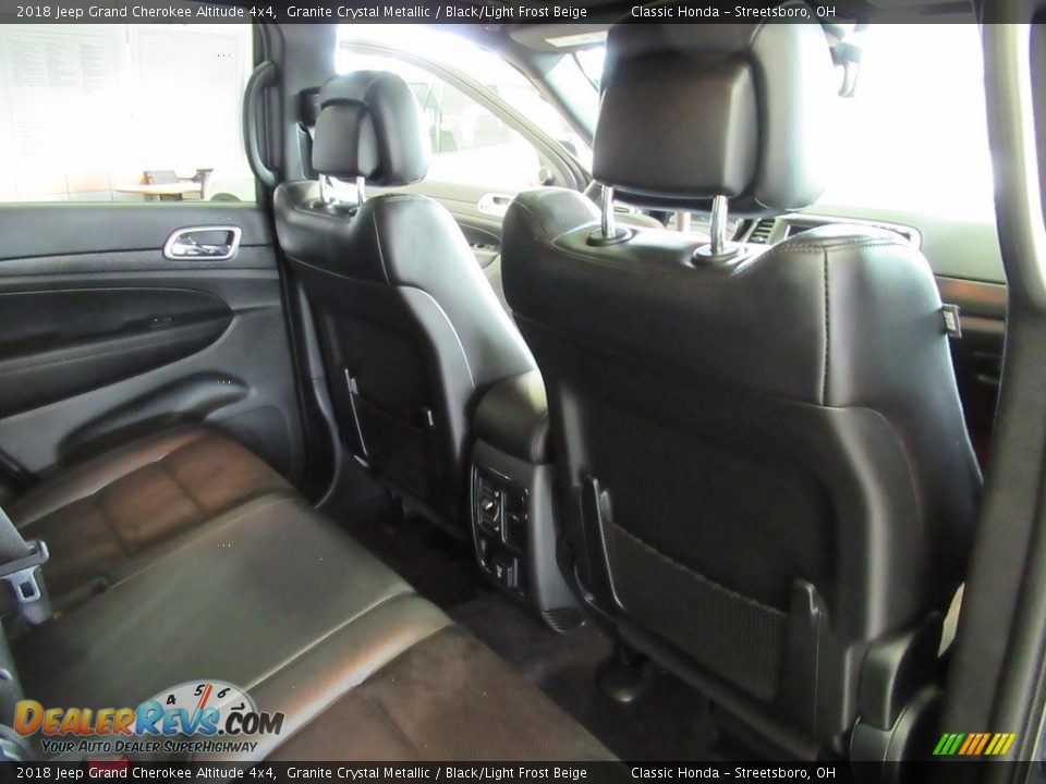 2018 Jeep Grand Cherokee Altitude 4x4 Granite Crystal Metallic / Black/Light Frost Beige Photo #19