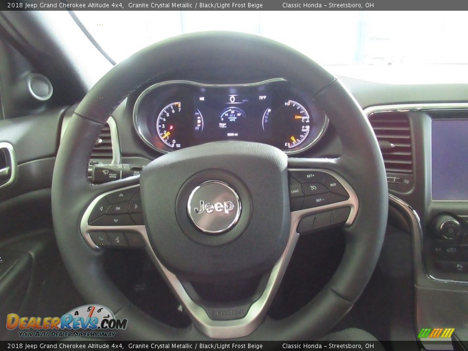2018 Jeep Grand Cherokee Altitude 4x4 Granite Crystal Metallic / Black/Light Frost Beige Photo #30