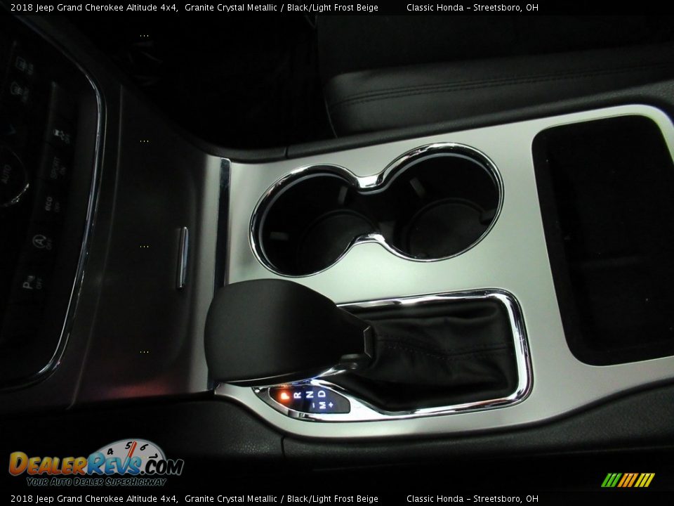 2018 Jeep Grand Cherokee Altitude 4x4 Granite Crystal Metallic / Black/Light Frost Beige Photo #33