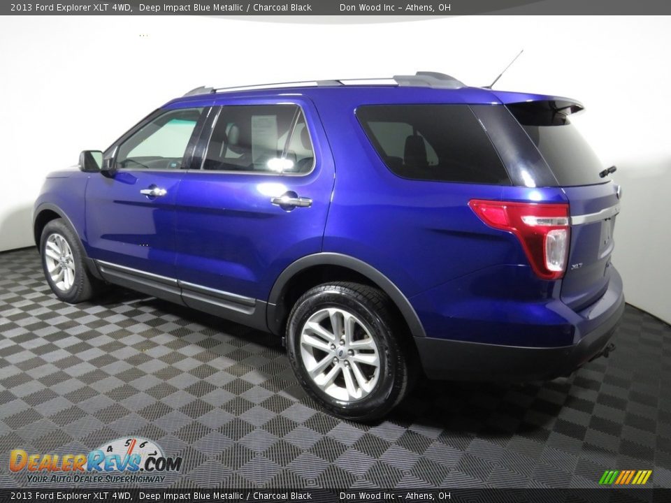 2013 Ford Explorer XLT 4WD Deep Impact Blue Metallic / Charcoal Black Photo #10