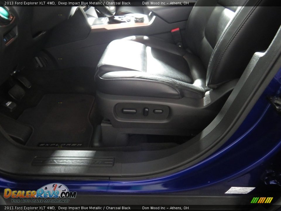 2013 Ford Explorer XLT 4WD Deep Impact Blue Metallic / Charcoal Black Photo #19