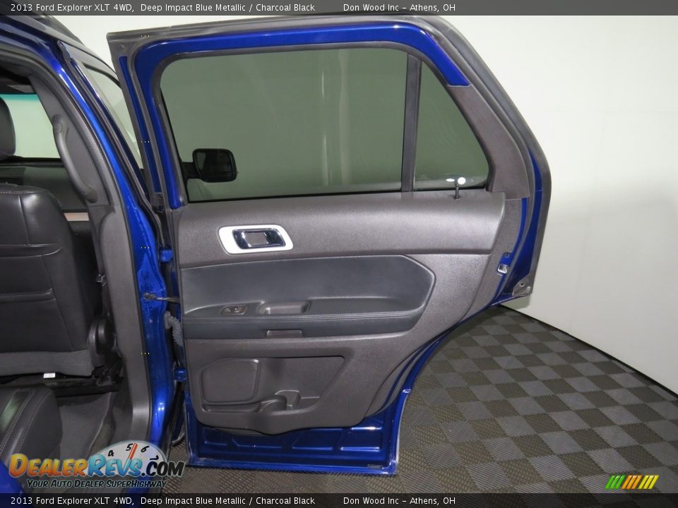 2013 Ford Explorer XLT 4WD Deep Impact Blue Metallic / Charcoal Black Photo #24