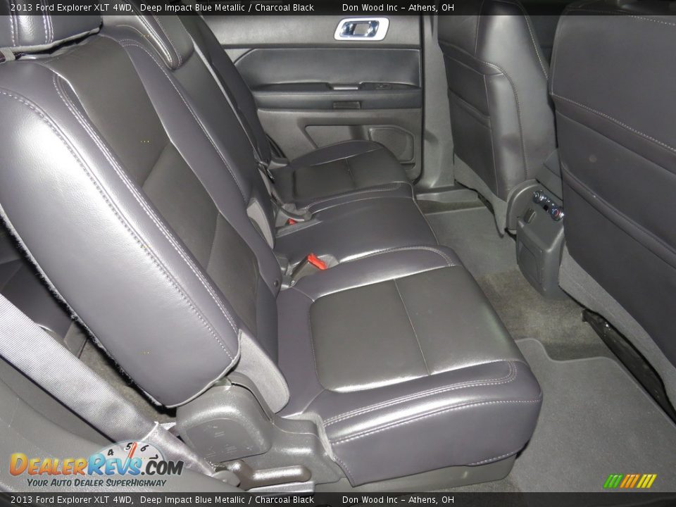 2013 Ford Explorer XLT 4WD Deep Impact Blue Metallic / Charcoal Black Photo #25