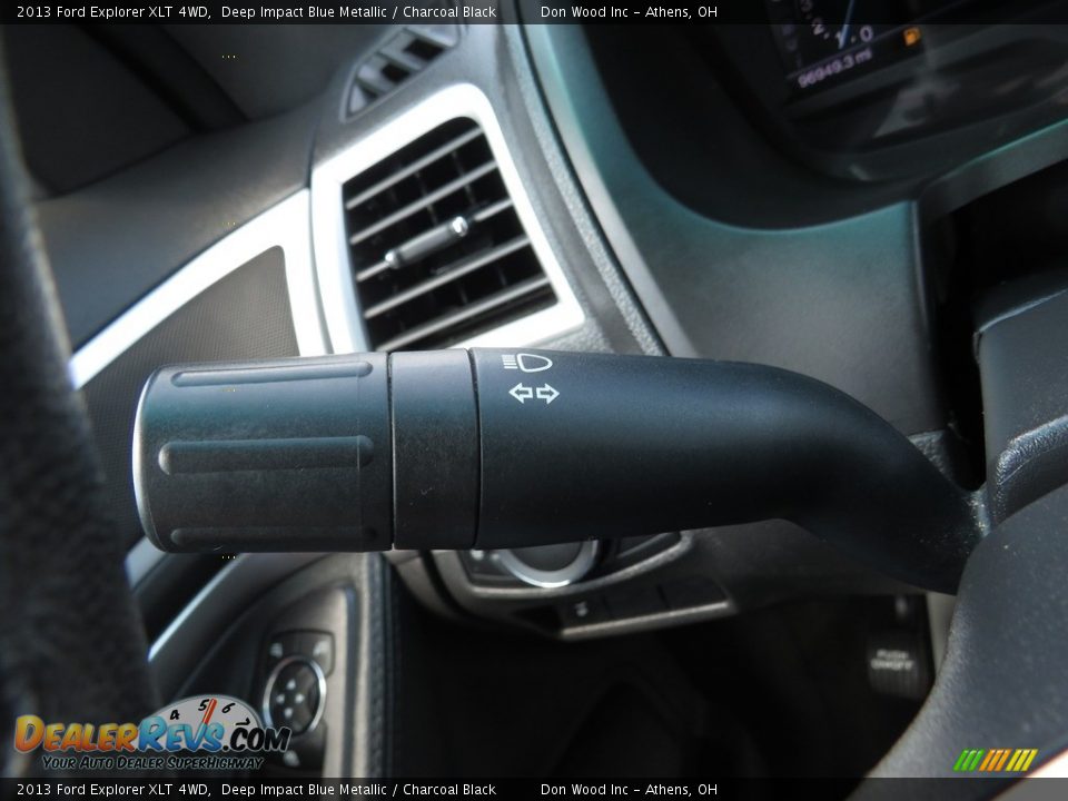 2013 Ford Explorer XLT 4WD Deep Impact Blue Metallic / Charcoal Black Photo #31