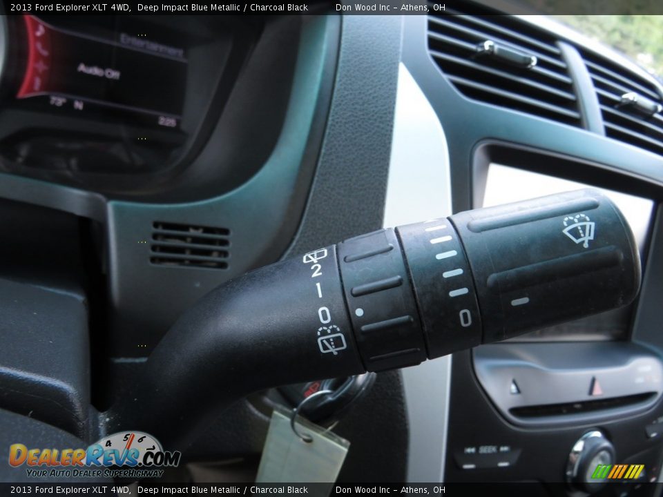 2013 Ford Explorer XLT 4WD Deep Impact Blue Metallic / Charcoal Black Photo #32