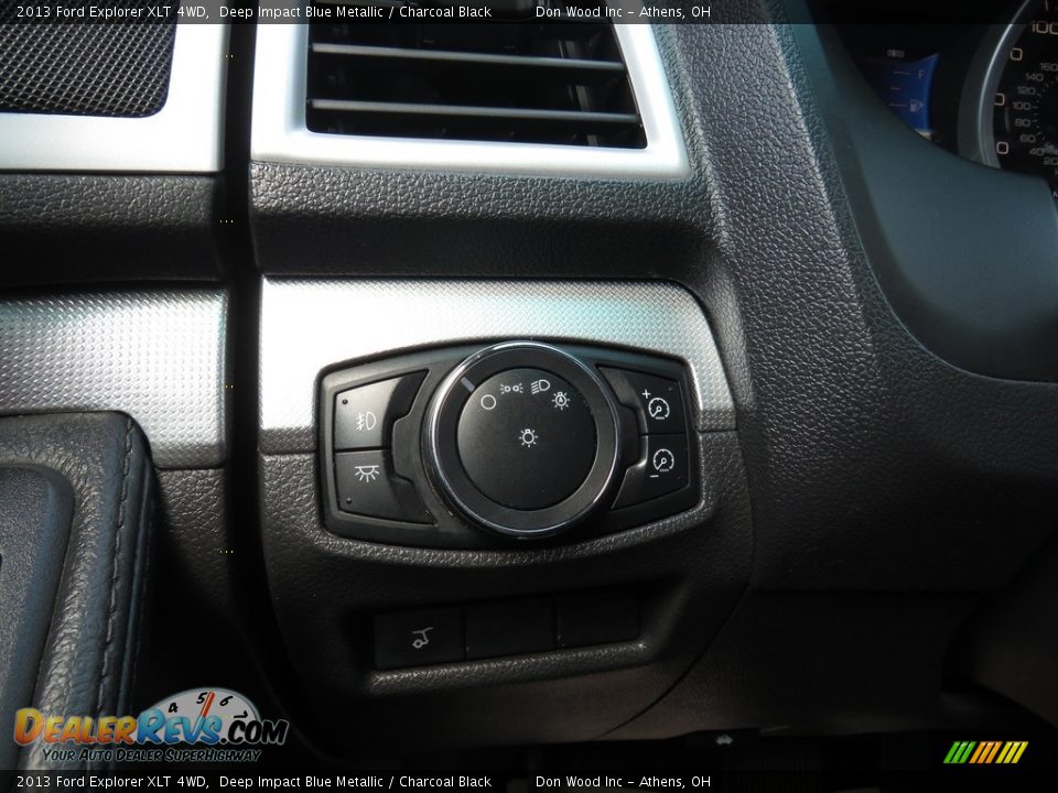 2013 Ford Explorer XLT 4WD Deep Impact Blue Metallic / Charcoal Black Photo #35
