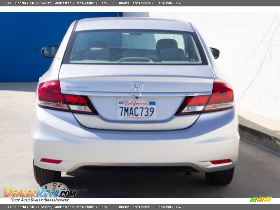 2015 Honda Civic LX Sedan Alabaster Silver Metallic / Black Photo #11