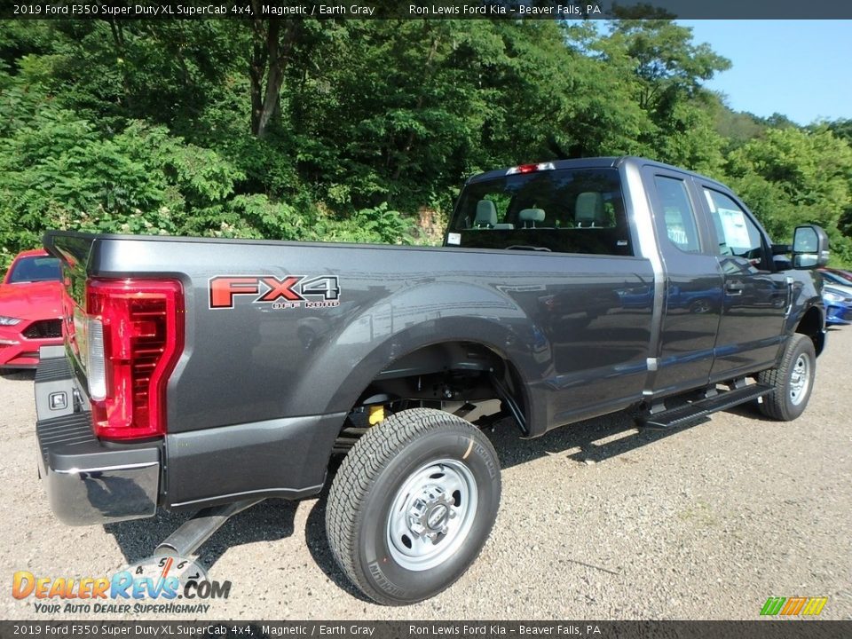 2019 Ford F350 Super Duty XL SuperCab 4x4 Magnetic / Earth Gray Photo #2