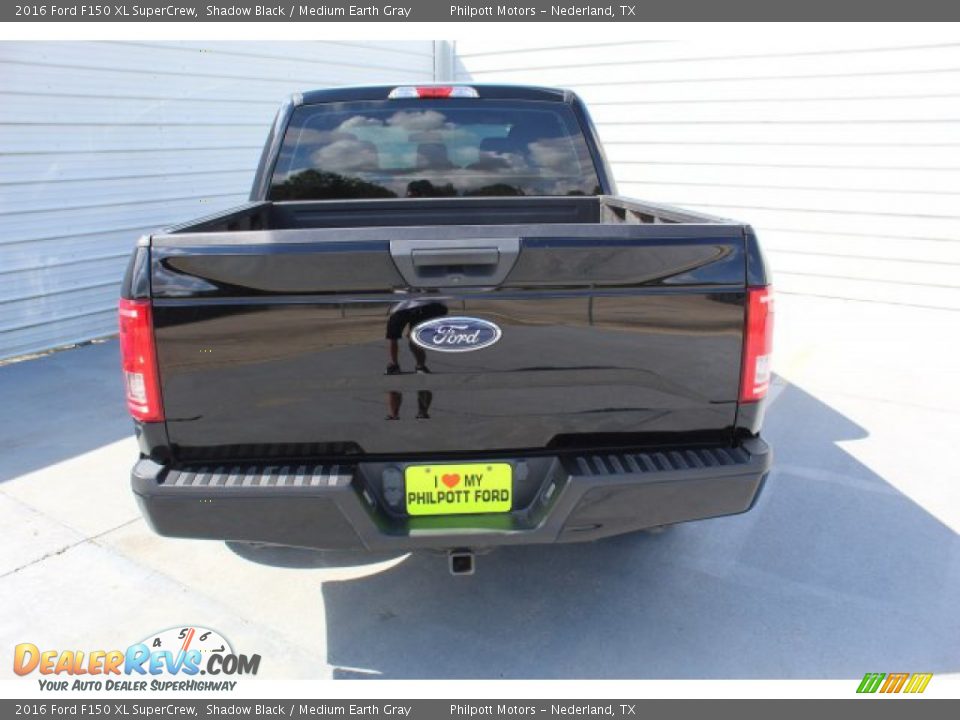 2016 Ford F150 XL SuperCrew Shadow Black / Medium Earth Gray Photo #8