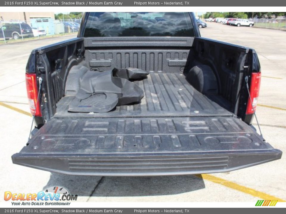 2016 Ford F150 XL SuperCrew Shadow Black / Medium Earth Gray Photo #22
