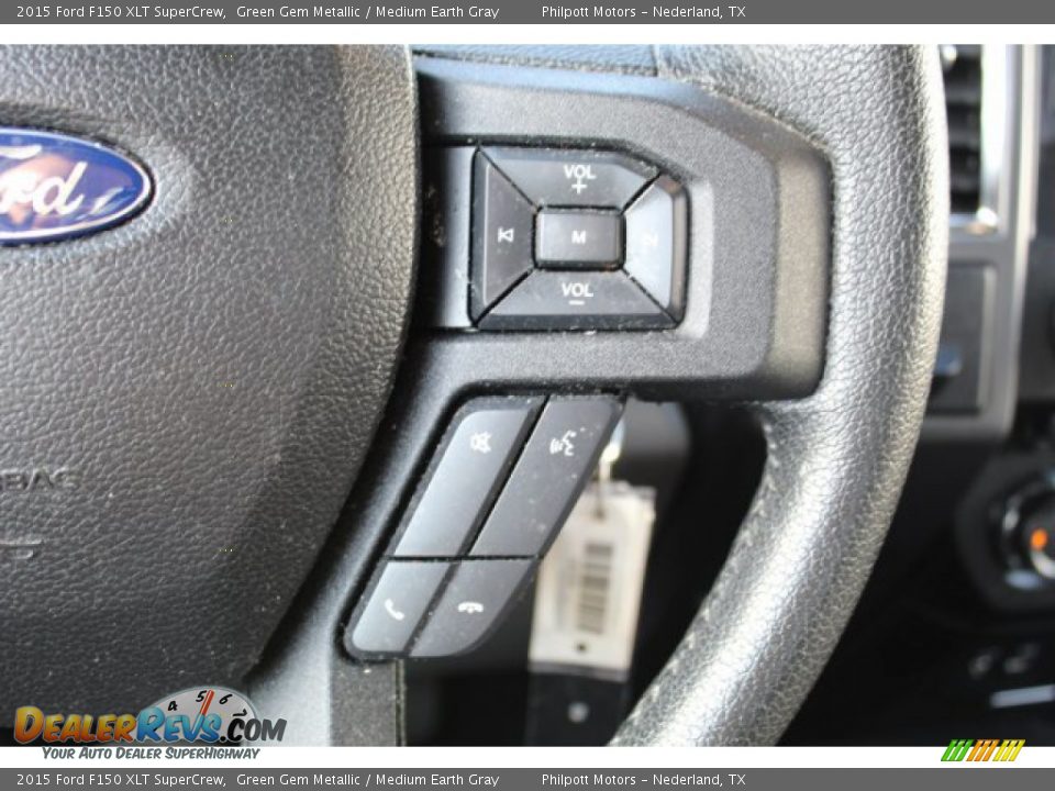 2015 Ford F150 XLT SuperCrew Green Gem Metallic / Medium Earth Gray Photo #15