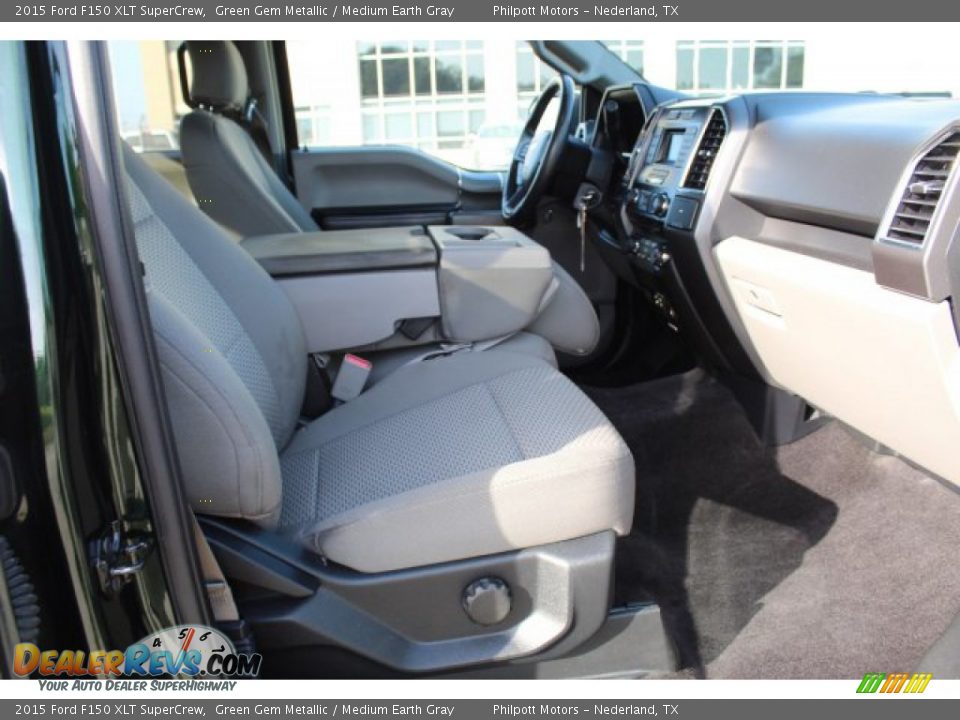 2015 Ford F150 XLT SuperCrew Green Gem Metallic / Medium Earth Gray Photo #29