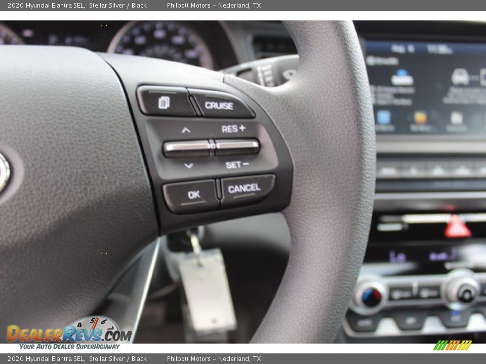 2020 Hyundai Elantra SEL Steering Wheel Photo #12