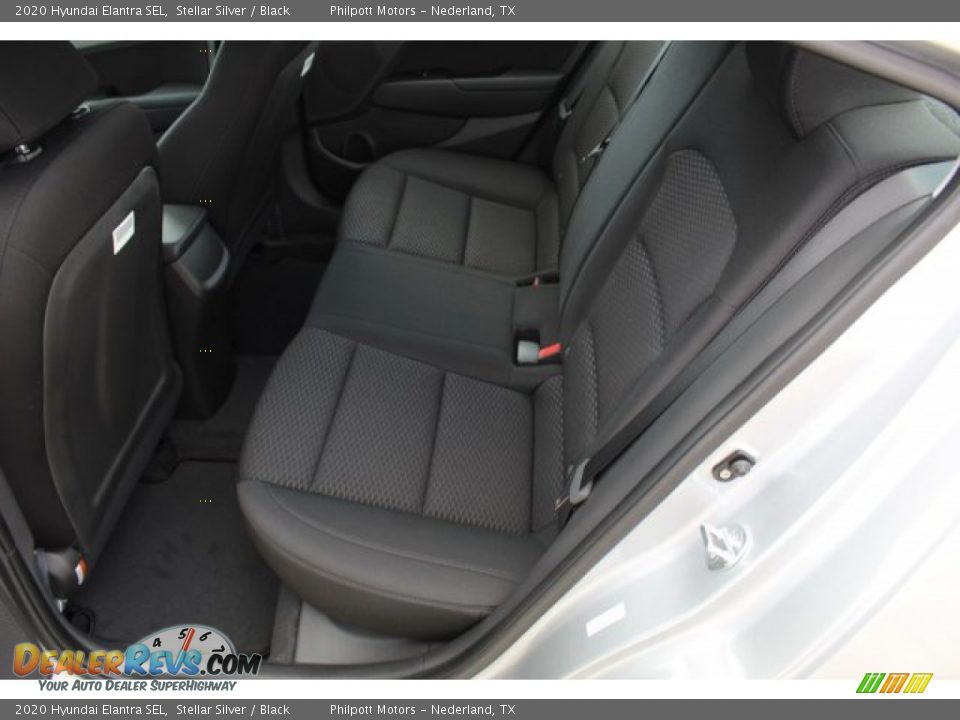 2020 Hyundai Elantra SEL Stellar Silver / Black Photo #17