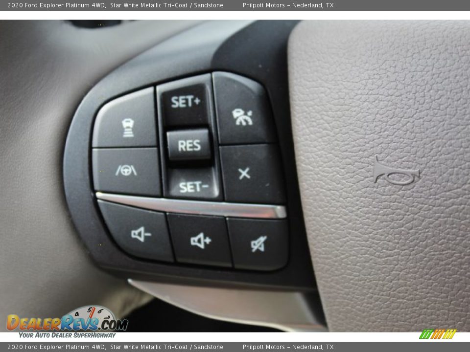 2020 Ford Explorer Platinum 4WD Steering Wheel Photo #12