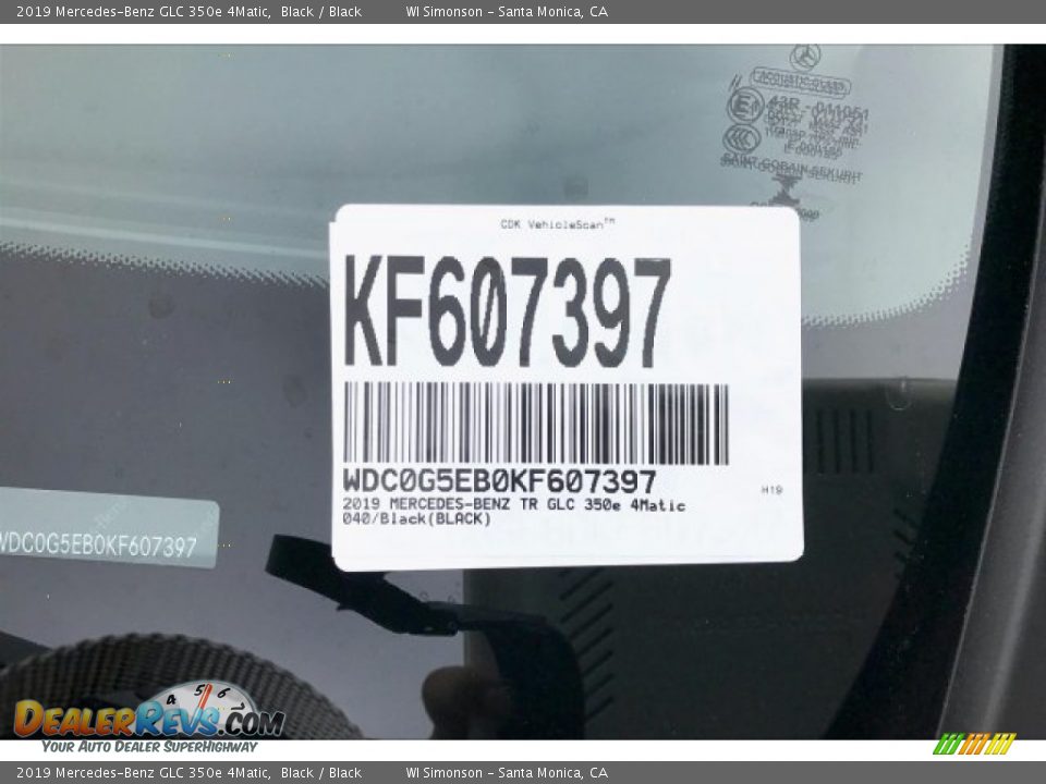 2019 Mercedes-Benz GLC 350e 4Matic Black / Black Photo #12