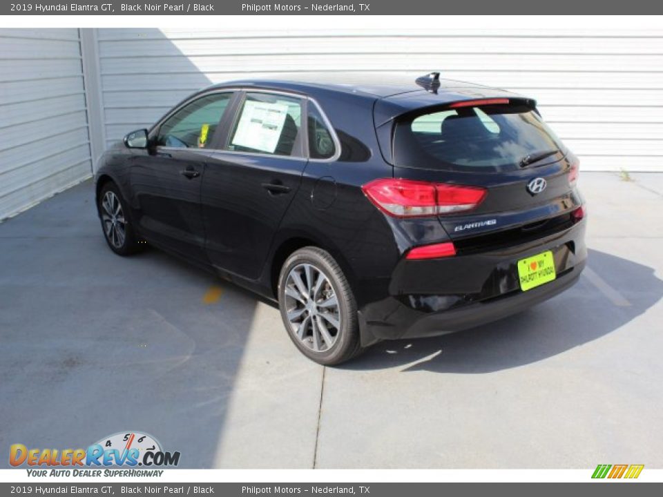2019 Hyundai Elantra GT Black Noir Pearl / Black Photo #6