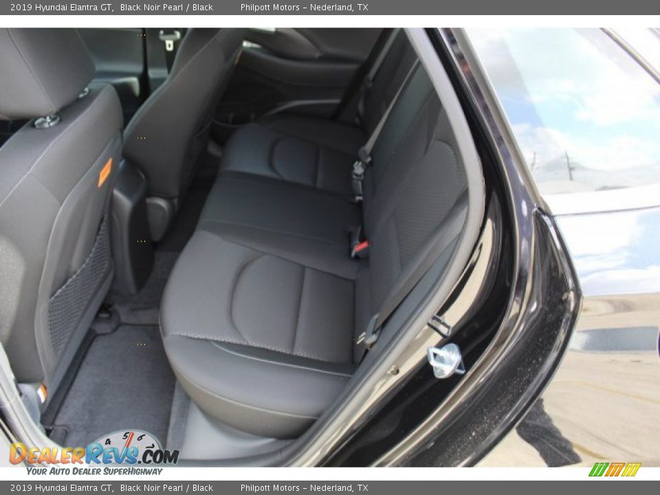 2019 Hyundai Elantra GT Black Noir Pearl / Black Photo #18