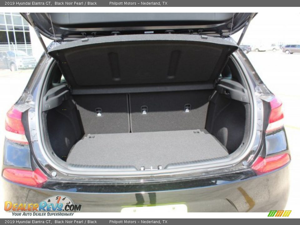 2019 Hyundai Elantra GT Black Noir Pearl / Black Photo #21