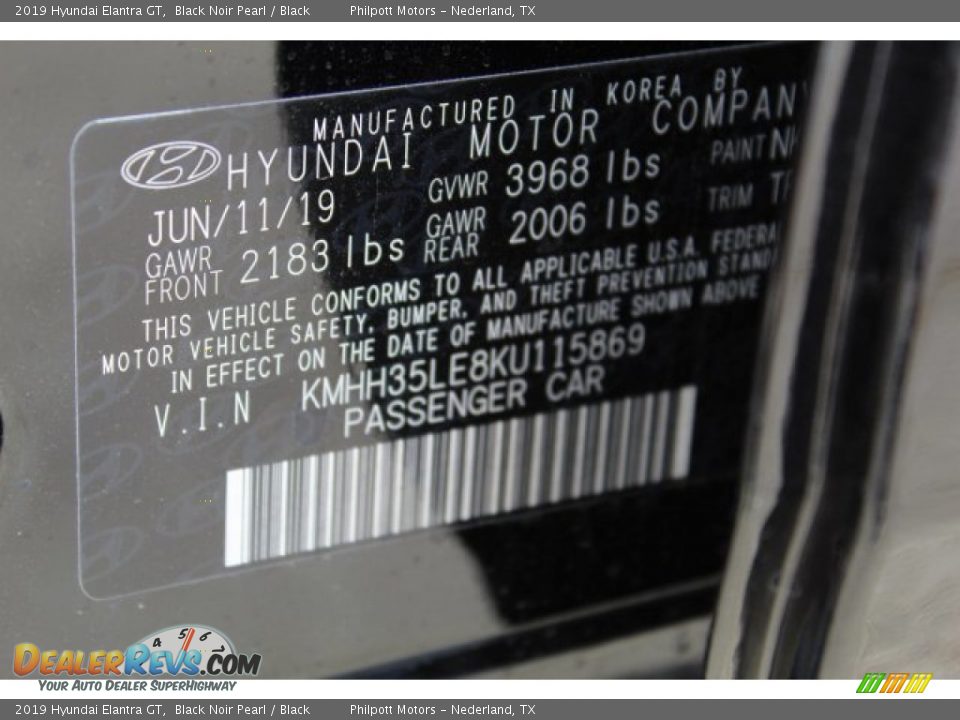 2019 Hyundai Elantra GT Black Noir Pearl / Black Photo #23