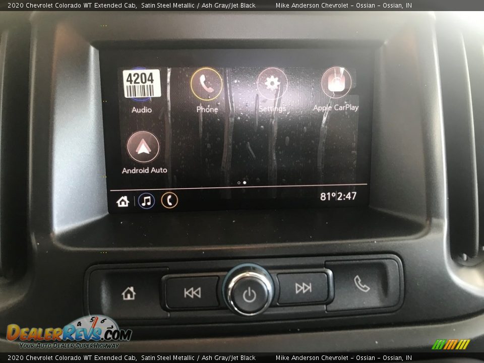 Controls of 2020 Chevrolet Colorado WT Extended Cab Photo #14