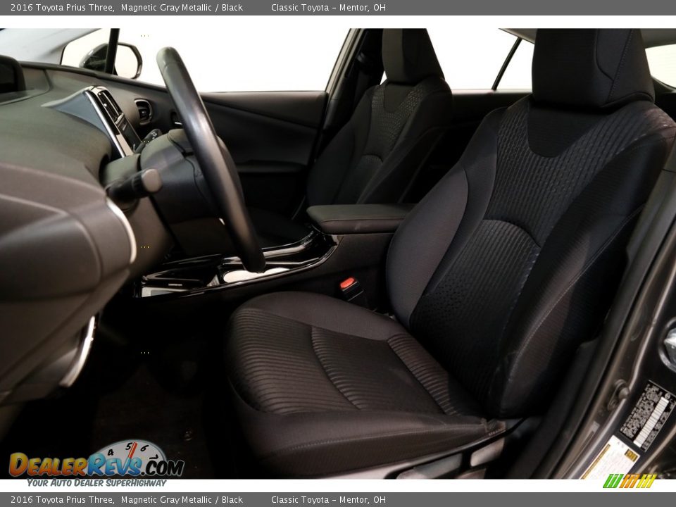 2016 Toyota Prius Three Magnetic Gray Metallic / Black Photo #5