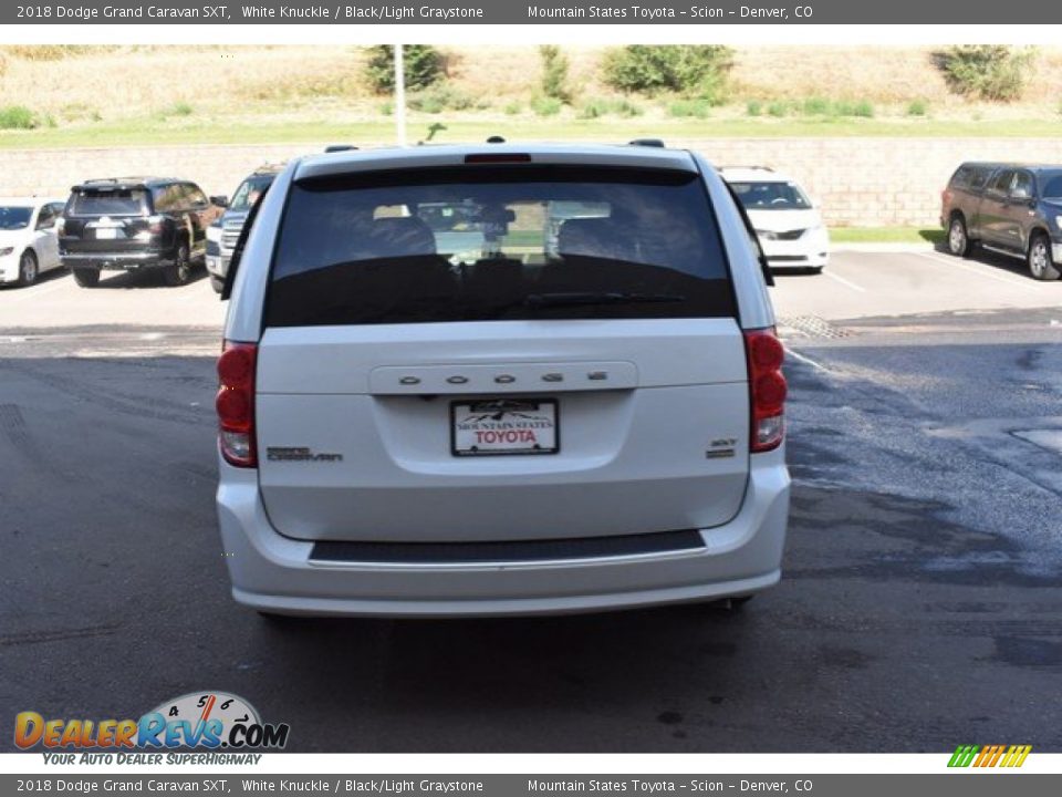 2018 Dodge Grand Caravan SXT White Knuckle / Black/Light Graystone Photo #5