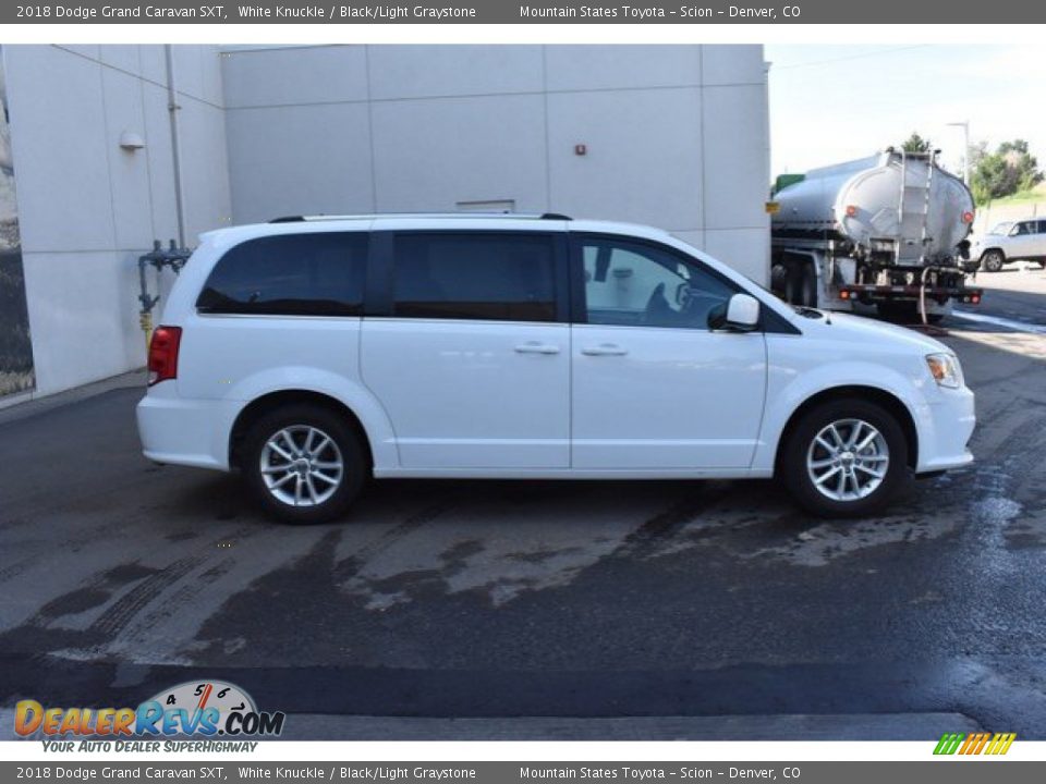 2018 Dodge Grand Caravan SXT White Knuckle / Black/Light Graystone Photo #7