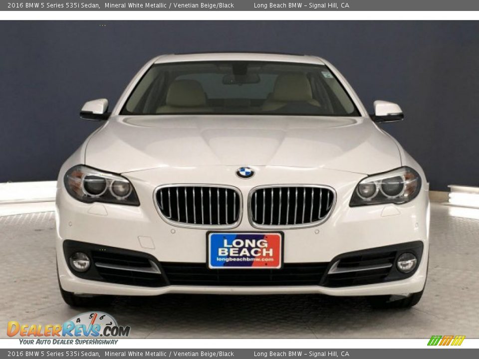 2016 BMW 5 Series 535i Sedan Mineral White Metallic / Venetian Beige/Black Photo #2