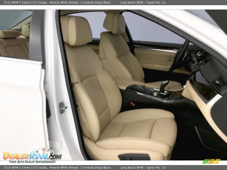 2016 BMW 5 Series 535i Sedan Mineral White Metallic / Venetian Beige/Black Photo #6