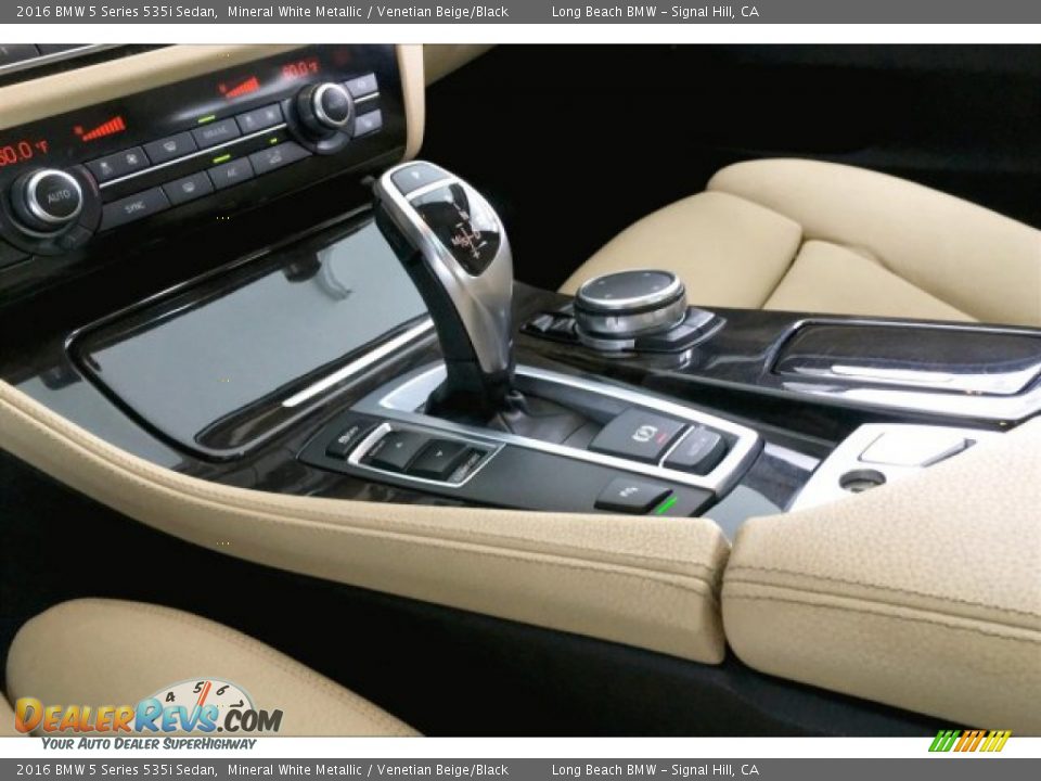 2016 BMW 5 Series 535i Sedan Mineral White Metallic / Venetian Beige/Black Photo #18