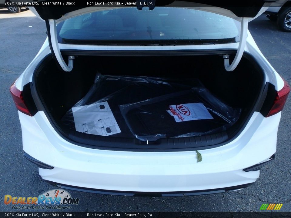2020 Kia Forte LXS Clear White / Black Photo #3