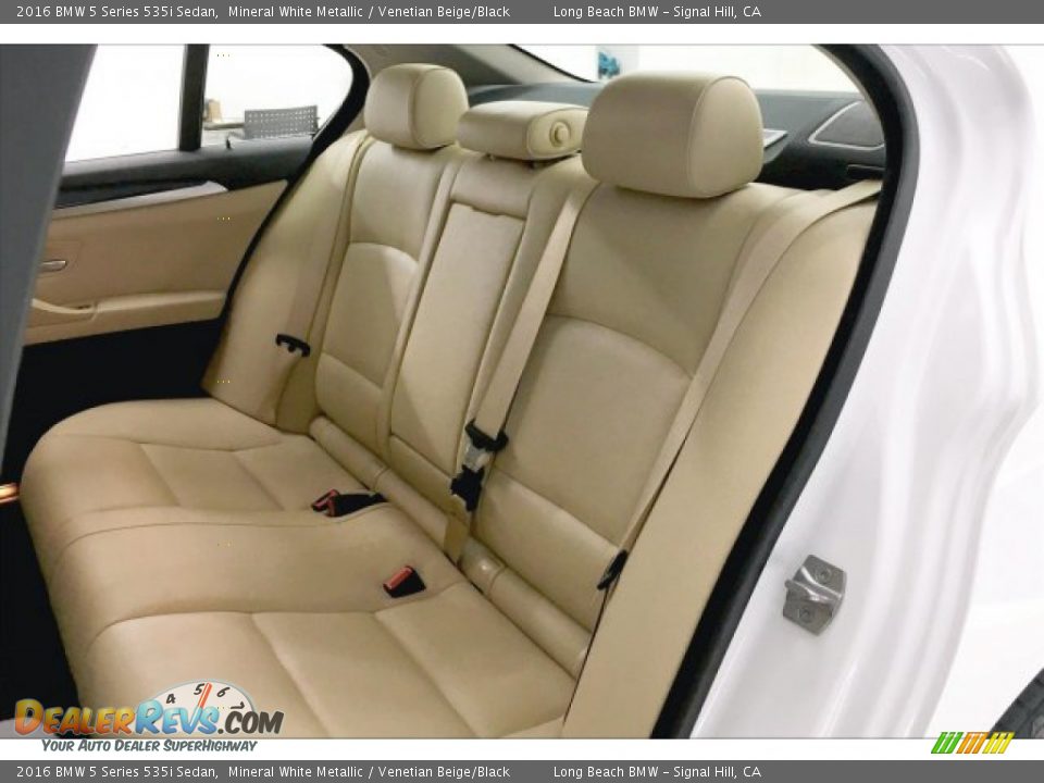 2016 BMW 5 Series 535i Sedan Mineral White Metallic / Venetian Beige/Black Photo #33