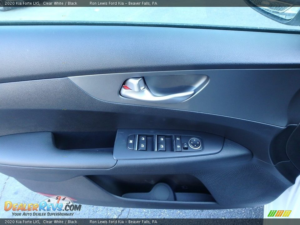 2020 Kia Forte LXS Clear White / Black Photo #15