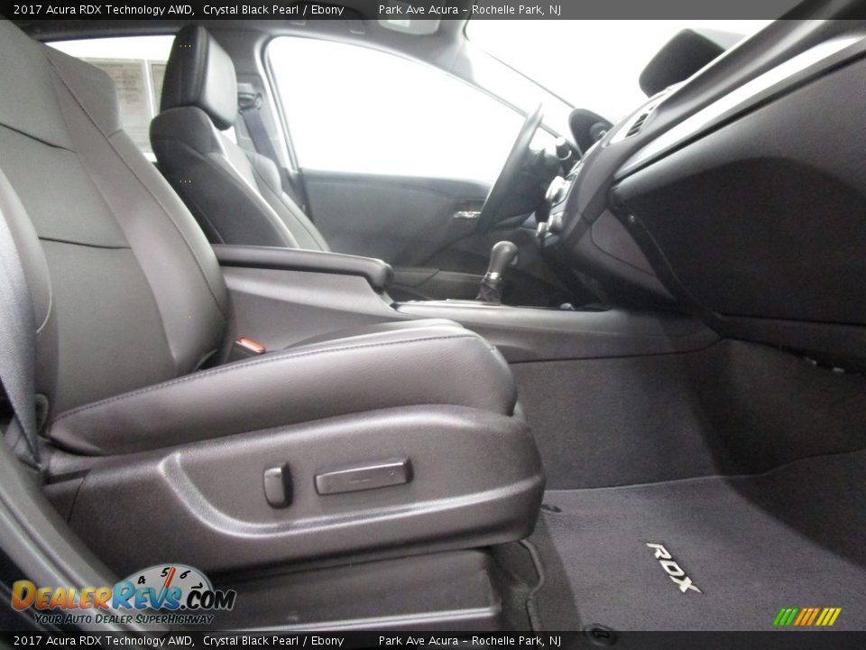 2017 Acura RDX Technology AWD Crystal Black Pearl / Ebony Photo #17