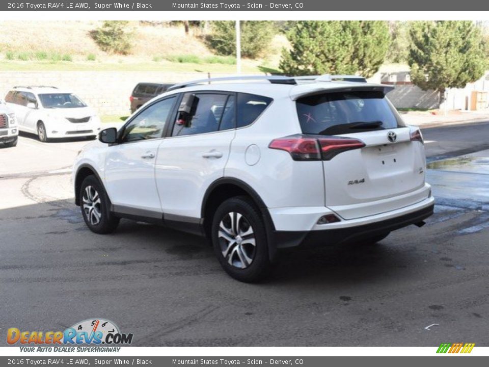 2016 Toyota RAV4 LE AWD Super White / Black Photo #4