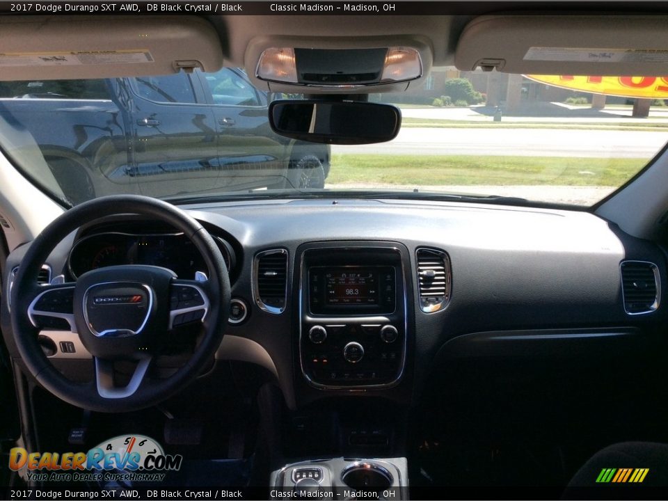 2017 Dodge Durango SXT AWD DB Black Crystal / Black Photo #17